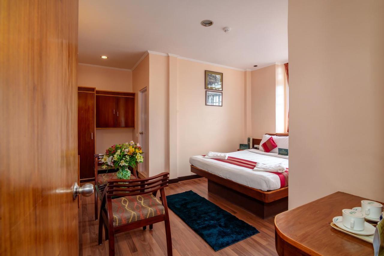 Muscatel Spring Burn - 100 Mts From Mall Road Darjeeling  Bagian luar foto